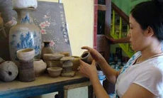 Thân gái dặm trường "săn" cổ vật