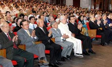 Mít tinh trọng thể kỷ niệm Ngày giải phóng miền Nam 30/4 và Quốc tế Lao động 1/5