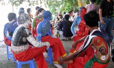Phục dựng lễ hội truyền thống: Những chuyện bi hài
