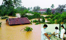 Những ca trực căng mình trong bão lũ