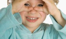 Bệnh đục thủy tinh thể ở trẻ em