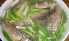 Cá diếc chữa phù thũng