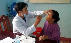 Phòng và chữa bệnh thoái hóa hoàng điểm ở người cao tuổi