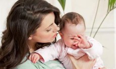 Khóc dạ đề ở trẻ sơ sinh