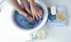 Cách chăm sóc và bảo vệ đôi bàn chân ở người bệnh tiểu đường