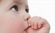 Mút ngón tay và những lệch lạc răng hàm