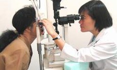 Viêm mống mắt thể mi có thể gây mù lòa