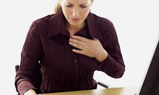 Nguy cơ do viêm màng ngoài tim co thắt
