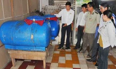 Báo động nạn rượu lậu, ngộ độc rượu