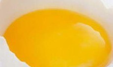 Mặt nạ trứng làm mịn da, giảm nhờn