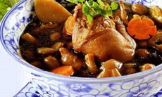 Món ăn cho sản phụ tiểu khó