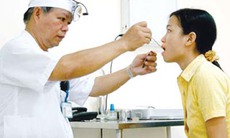 Áp-xe amidan: bệnh khi thời tiết thất thường