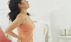 Điều trị thoái hóa cột sống thế nào?