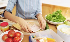 Nhiễm khuẩn, nhiễm độc thức ăn: Xử trí như thế nào?