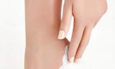 Nứt gót chân, trị cách gì?