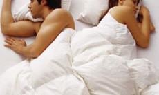 Suy giảm ham muốn tình dục: Xin đừng đổ lỗi cho thuốc và mệt mỏi!