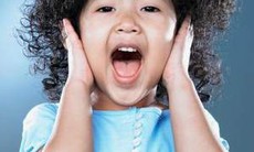 Khàn tiếng, mất tiếng do dùng giọng quá sức