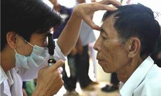 Phương pháp mới điều trị thoái hóa hoàng điểm do tuổi tác