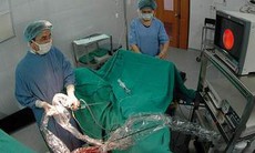 Tán sỏi bàng quang ở trẻ bằng laser