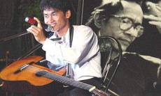 Một tay vẫn là “cây đàn” tài hoa