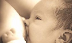 Thuốc nào có thể qua sữa mẹ?