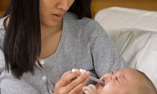 Dùng thuốc khi bị viêm amidan cấp trắng