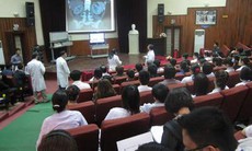 Cầu truyền hình trực tuyến Việt Nam-Philippines về phẫu thuật nội soi