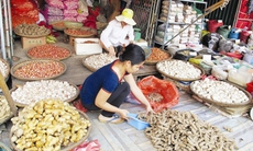 Nông, thủy sản Trung Quốc tràn ngập chợ