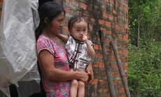 Không lấy được mẫu ADN của mẹ “người rừng”