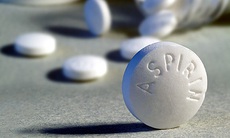 Dùng Aspirin thường xuyên làm tăng nguy cơ mù lòa