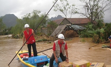 Thêm 800 thùng hàng cứu trợ người dân miền Trung bị lũ lụt