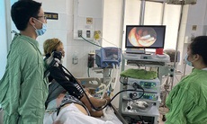 Cứu sống ca chảy máu tiêu hóa dưới nguy hiểm