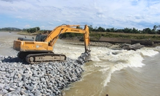 Khắc phục sự cố vỡ đập tràn trên Sông Lam