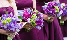 Lý do các phù dâu mặc giống nhau trong đám cưới