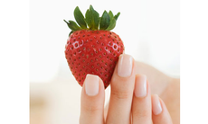 Top vitamin, khoáng chất, và thực phẩm giúp móng tay đẹp