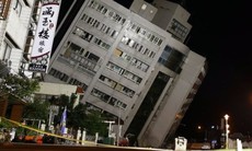 Đài Loan: Động đất làm cao ốc nghiêng ngả
