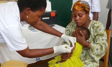 Tiêm vắc-xin ngừa sốt rét đầu tiên trên thế giới ở Malawi
