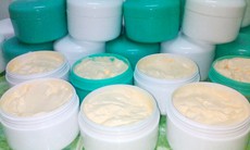 Dưỡng da bằng kem trộn, nào ngờ...