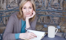 Sự thật ít biết về nữ văn sĩ nổi tiếng J. K. Rowling