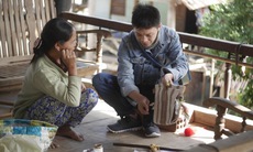 Vượt qua chứng liệt thần kinh để làm thời trang sinh thái