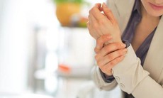 Điều trị hư khớp do tuổi cao