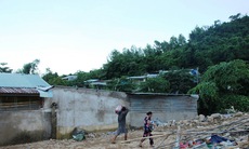 Sơ tán tránh bão, không chủ quan với sạt lở