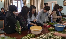 Người Việt đón Tết tây