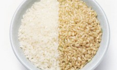Gạo còn cám đen có tốt hơn gạo trắng?