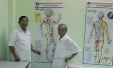 Bước chân bền bỉ của bác sĩ cựu chiến binh