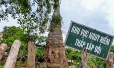 Tháp cổ nghìn năm miền Tây xứ Nghệ có nguy cơ đổ sập