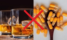 Uống rượu bia khi sử dụng thuốc giảm đau, hạ sốt: Coi chừng ngộ độc
