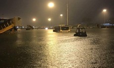 Sân bay Tân Sơn Nhất ngập do tuyến thoát nước bị lấn chiếm