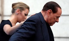 Cựu Thủ tướng Italia Berlusconi sẽ phẫu thuật tim