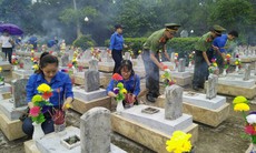 Quảng Bình: Đoàn thanh niên Sở Y tế và Công an tỉnh tri ân các anh hùng liệt sĩ